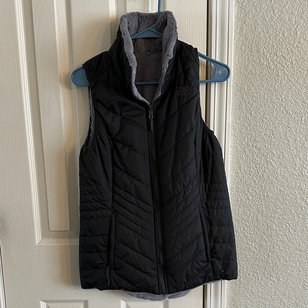 The North Face Black Quilted Fleece-Lined Vest